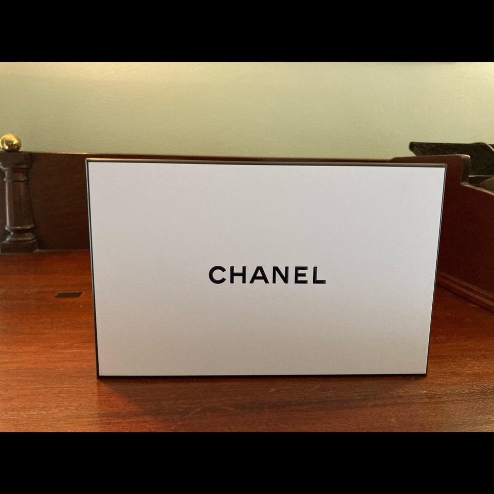Chanel box with tissue